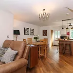 The Sanctuary Tatil Evi *